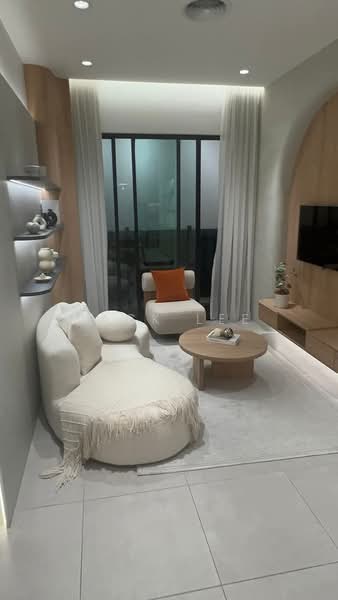 Kondominium untuk Dijual di Maxim D'Parc - Jack Lee - Living Room - PropertyGuru.com.my