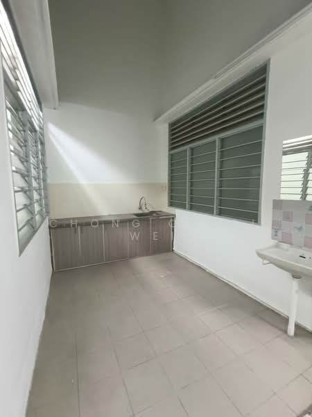Rumah Teres 1 Tingkat untuk Disewa di Sungai Dua (Penang) - Chong Chooi Wei - Kitchen - PropertyGuru.com.my