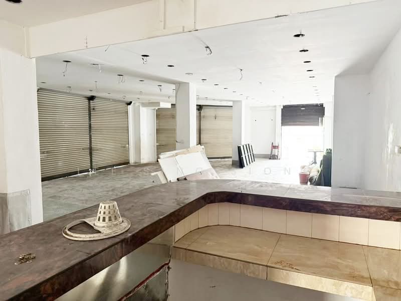 Shop for Rent in Bandar Baru Bangi (Selangor) - Lee Sing Siong - Interior - PropertyGuru.com.my