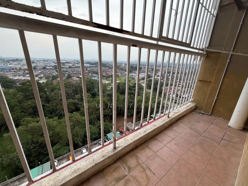 Pangsapuri untuk Disewa di Villa Krystal @ Bandar Selesa Jaya - Sun Yap - Balcony - PropertyGuru.com.my