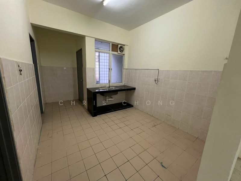 2-storey Terraced House for Rent in Bandar Mahkota Cheras (Cheras) - Chris Chong - Kitchen - PropertyGuru.com.my