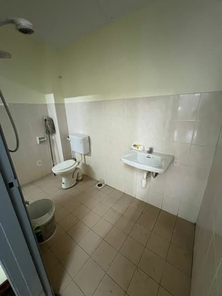 2-storey Terraced House for Rent in Bandar Mahkota Cheras (Cheras) - Chris Chong - Bathroom - PropertyGuru.com.my