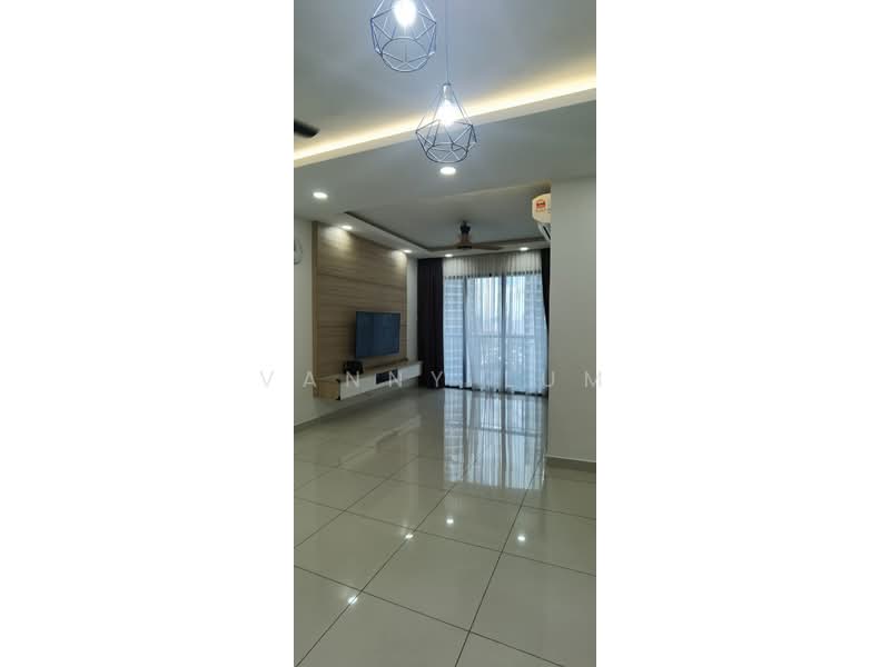 Kediaman Servis untuk Dijual di KL Traders Square - Vanny Lum - Living Room - PropertyGuru.com.my