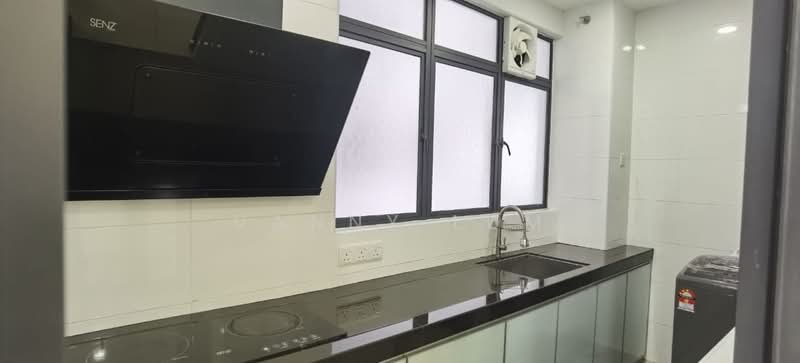 Kediaman Servis untuk Dijual di KL Traders Square - Vanny Lum - Kitchen - PropertyGuru.com.my