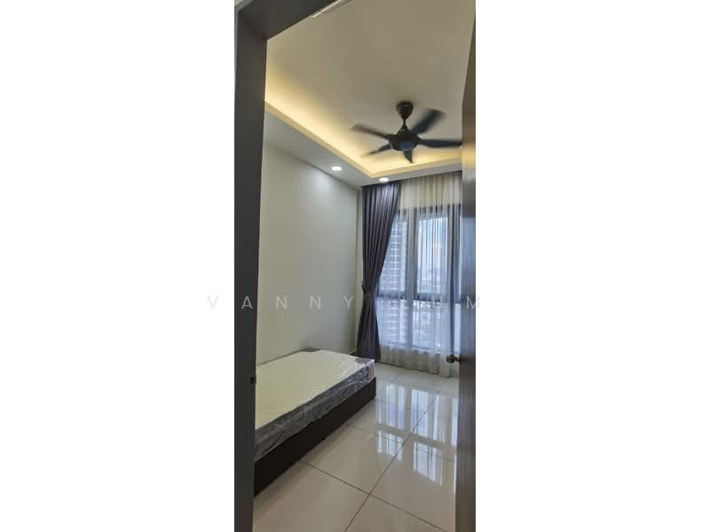 Kediaman Servis untuk Dijual di KL Traders Square - Vanny Lum - Bedroom - PropertyGuru.com.my