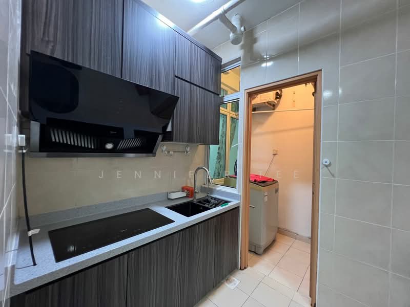 Pangsapuri untuk Disewa di Sri Samudera Apartment (Seaview Residence Suites) - Jennifer Tee - Kitchen - PropertyGuru.com.my