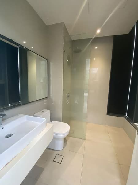 Kondominium untuk Disewa di The Veo - Elisa . - Bathroom - PropertyGuru.com.my