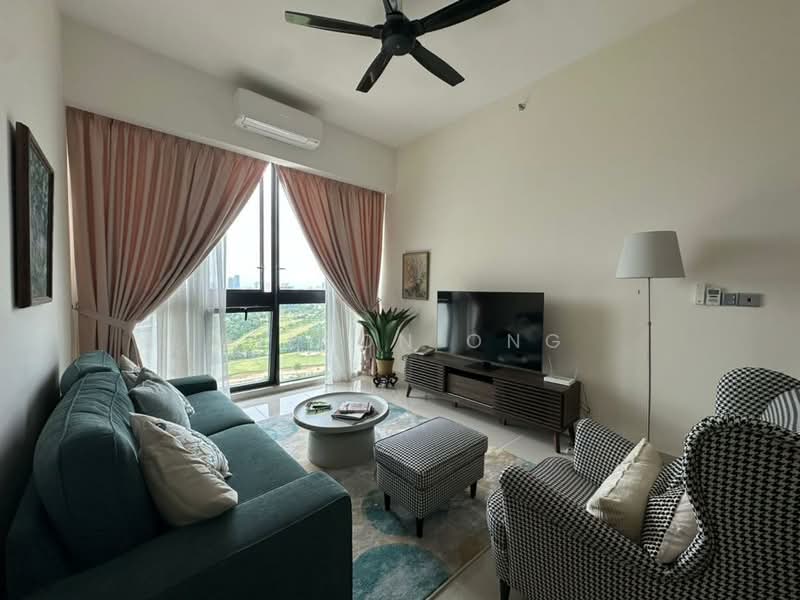 Servis Apartment untuk Dijual di Senada Residence @ KLGCC Resort - Wilson Ong - Living Room - PropertyGuru.com.my
