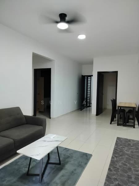 Pangsapuri untuk Disewa di Villa Krystal @ Bandar Selesa Jaya - Sun Yap - Living Room - PropertyGuru.com.my