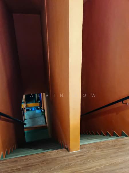 Factory for Rent in Taman Mount Austin (Tebrau) - Alvin Sow - Corridor - PropertyGuru.com.my