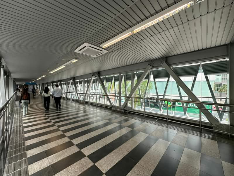 Retail Space for Rent in KL City Centre (Kuala Lumpur) - Kevin Lum - Corridor - PropertyGuru.com.my