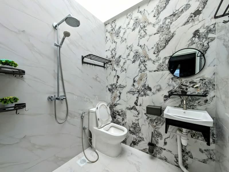 Kondominium untuk Disewa di Residensi Ledang - Ryan Lim - Bathroom - PropertyGuru.com.my