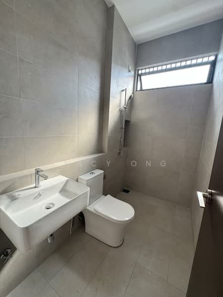 Cluster House for Sale in Taman JP Perdana (Johor Bahru) - Tracy Ong - Bathroom - PropertyGuru.com.my
