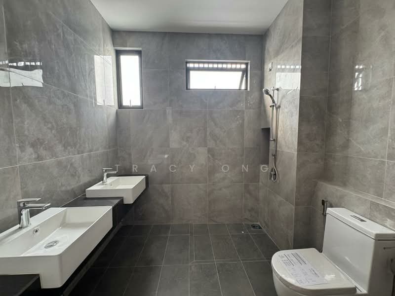 Cluster House for Sale in Taman JP Perdana (Johor Bahru) - Tracy Ong - Bathroom - PropertyGuru.com.my