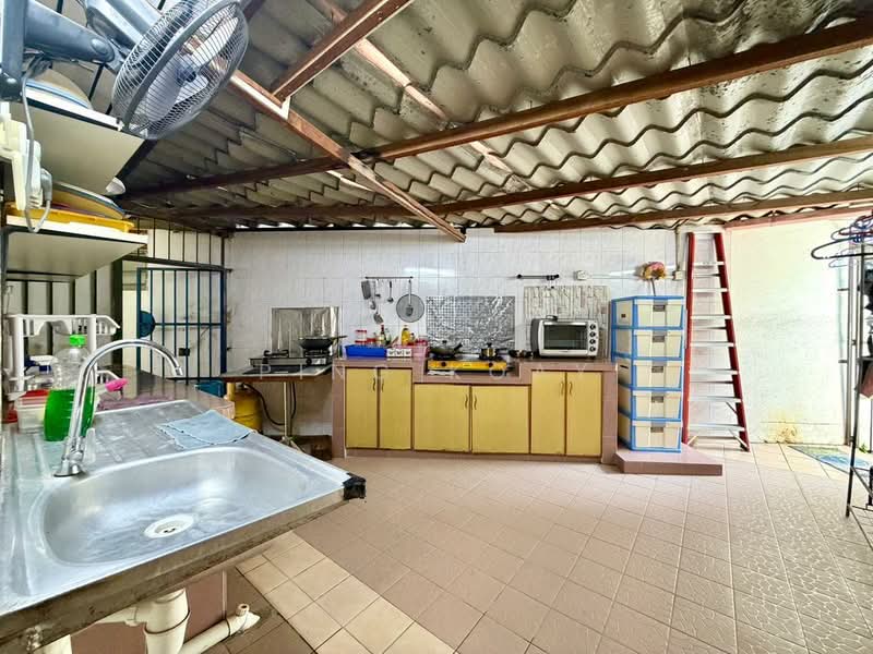 Rumah Berkembar untuk Dijual di Tanjung Tokong (Penang) - Ping Koay - Kitchen - PropertyGuru.com.my