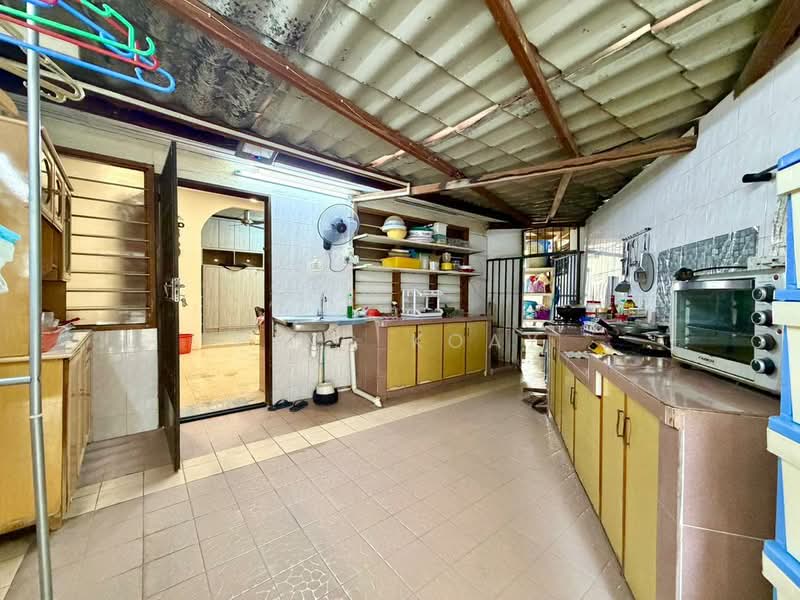 Rumah Berkembar untuk Dijual di Tanjung Tokong (Penang) - Ping Koay - Kitchen - PropertyGuru.com.my