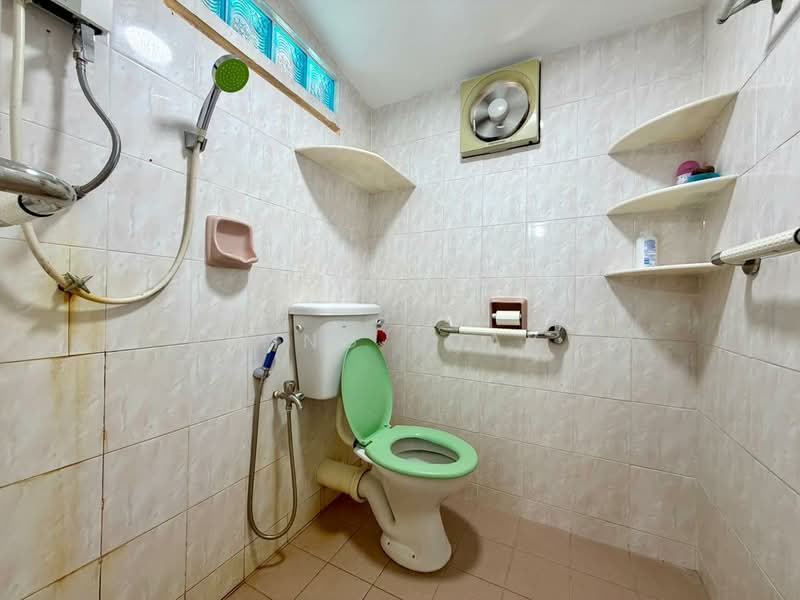 Rumah Berkembar untuk Dijual di Tanjung Tokong (Penang) - Ping Koay - Bathroom - PropertyGuru.com.my