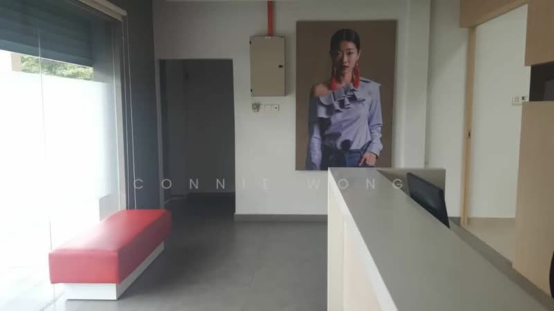 Kilang untuk Dijual di Alam Damai (Cheras) - Connie Wong - Entrance - PropertyGuru.com.my