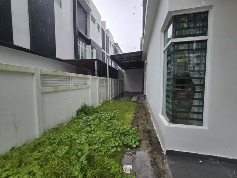 Rumah Kluster untuk Dijual di Taman Nusa Sentral (Iskandar Puteri (Nusajaya)) - Claire Lai - Exterior - PropertyGuru.com.my