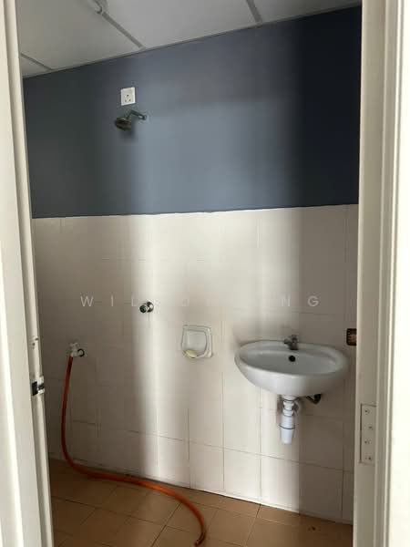 Pangsapuri untuk Dijual di Ria Apartment - Wilson Ong - Bathroom - PropertyGuru.com.my