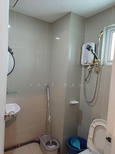Service Residence for Rent at The Scott Garden SOHO - Yoke Han - Bathroom - PropertyGuru.com.my