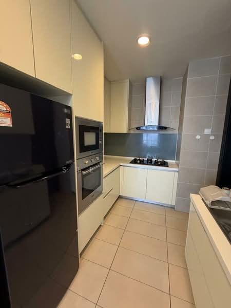 Kondominium untuk Disewa di Pelagos Designer Suites@ Water Front - Stev Yap - Kitchen - PropertyGuru.com.my
