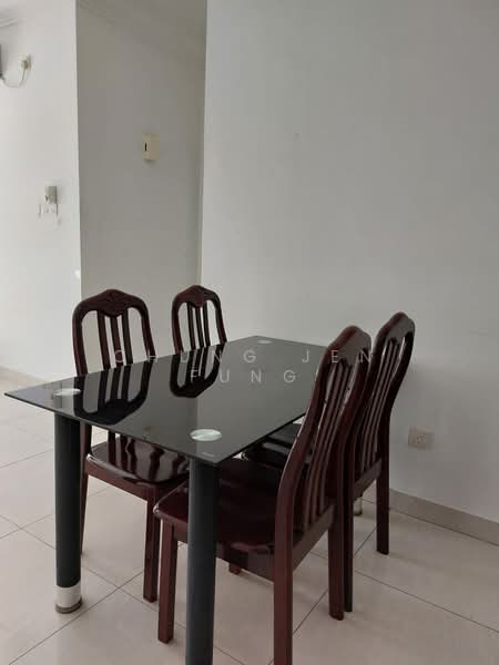 Servis Apartment untuk Dijual di Pangsapuri Tanah Emas (Golden Sands) - CHUNG JEN FUNG - Dining Room - PropertyGuru.com.my