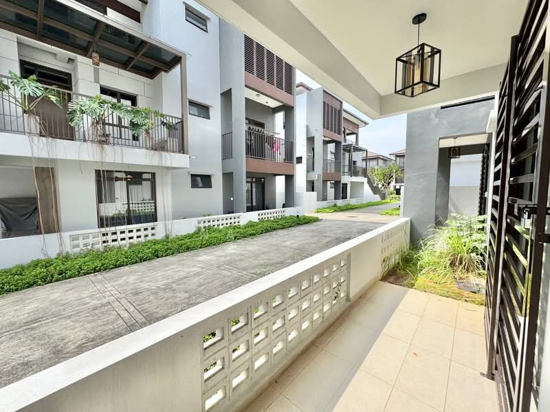 Rumah Teres untuk Dijual di Cyberjaya (Selangor) - Nana Cheah - Exterior - PropertyGuru.com.my