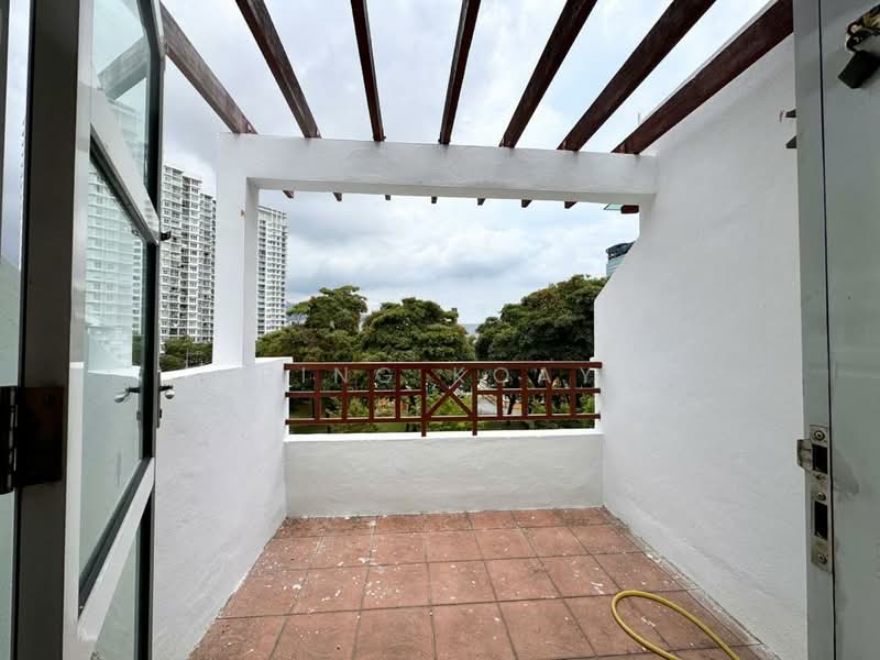 Rumah Teres 2 Tingkat untuk Dijual di George Town (Penang) - Ping Koay - Balcony - PropertyGuru.com.my