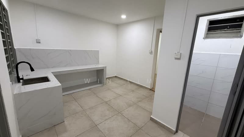Rumah Teres 2 Tingkat untuk Dijual di Taman Gunung Emas (Labis) - Win Lim - Kitchen - PropertyGuru.com.my