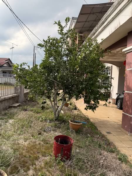 Rumah Berkembar untuk Dijual di Kluang (Johor) - Jane Poh - Exterior - PropertyGuru.com.my