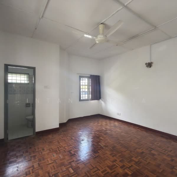 2-storey Terraced House for Sale in Usj 6 (Subang Jaya) - Intan Sophia - PropertyGuru.com.my