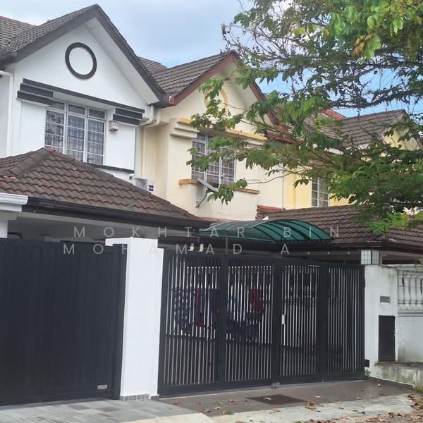 Rumah Teres untuk Dijual di Bandar Kinrara Seksyen 5 (Bandar Kinrara) - Mokhtar Bin Mohamad Akhir - Exterior - PropertyGuru.com.my