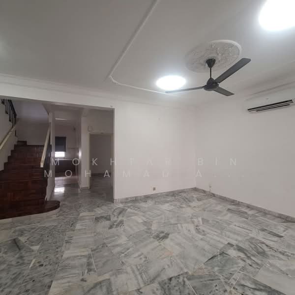 Rumah Teres untuk Dijual di Bandar Kinrara Seksyen 5 (Bandar Kinrara) - Mokhtar Bin Mohamad Akhir - Interior - PropertyGuru.com.my