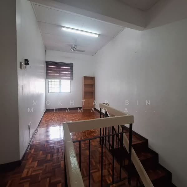 Rumah Teres untuk Dijual di Bandar Kinrara Seksyen 5 (Bandar Kinrara) - Mokhtar Bin Mohamad Akhir - Interior - PropertyGuru.com.my