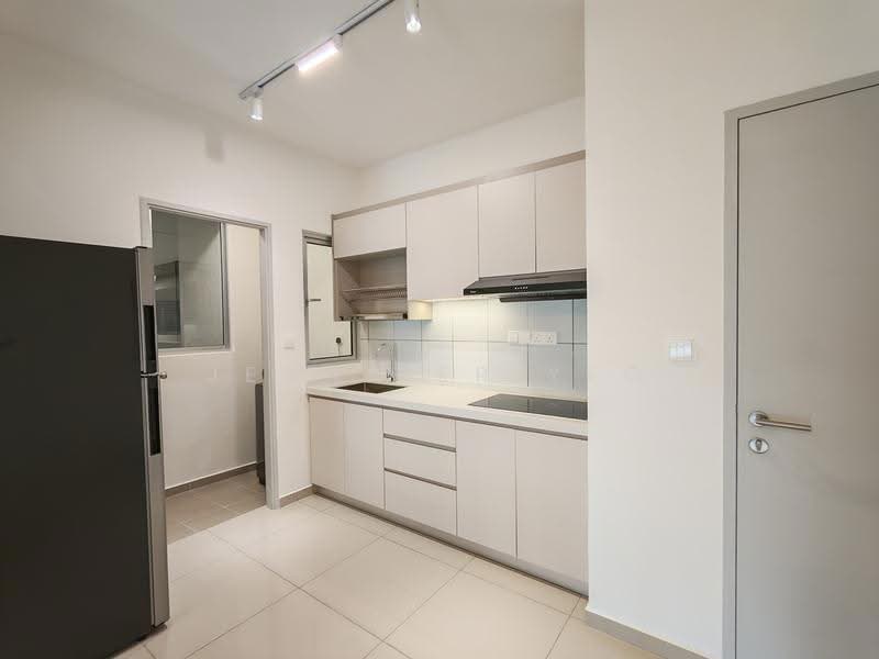 Condominium for Rent at Residensi Dutamas Dahlia - Jennifer Yeo - Kitchen - PropertyGuru.com.my
