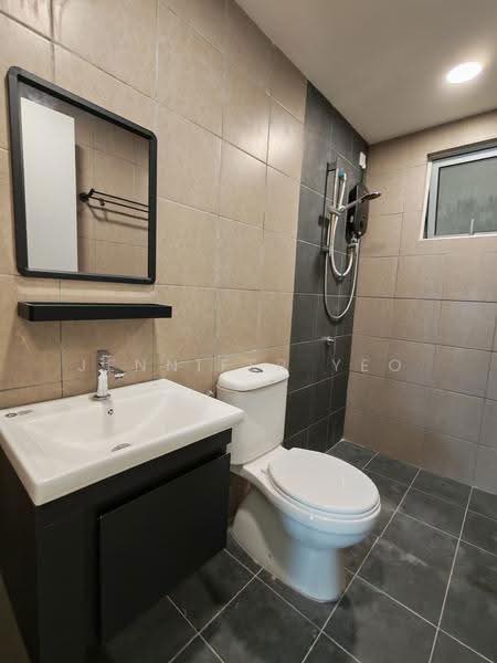 Condominium for Rent at Residensi Dutamas Dahlia - Jennifer Yeo - Bathroom - PropertyGuru.com.my