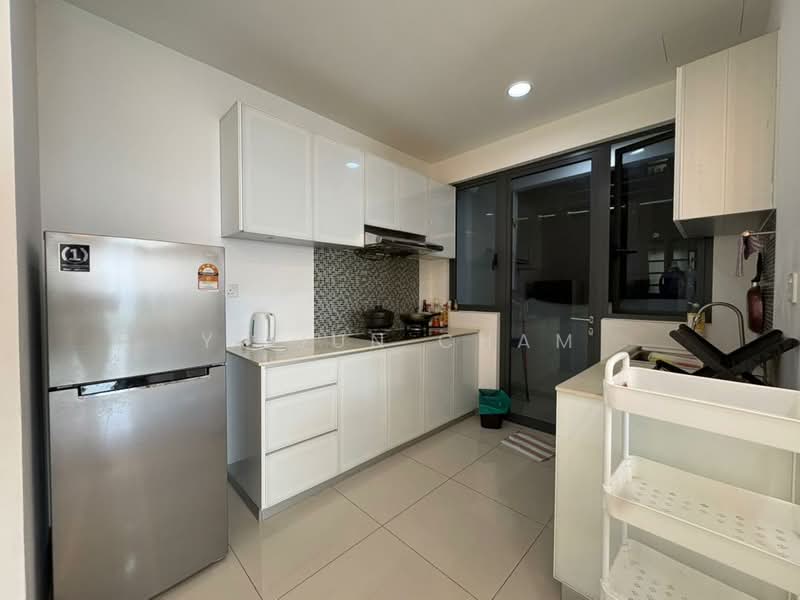 Servis Apartment untuk Disewa di United Point (Residensi Berpadu) - Yi Jun Cham - Kitchen - PropertyGuru.com.my