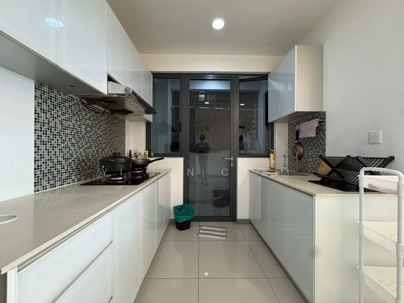 Servis Apartment untuk Disewa di United Point (Residensi Berpadu) - Yi Jun Cham - Kitchen - PropertyGuru.com.my