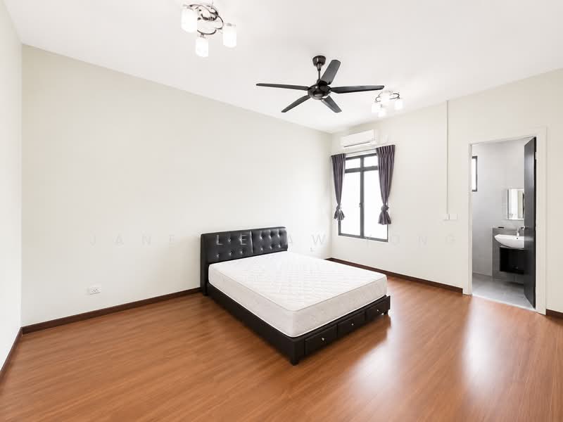 2-storey Terraced House for Sale in East Ledang (Iskandar Puteri (Nusajaya)) - Janelle Aw Yong - Bedroom - PropertyGuru.com.my