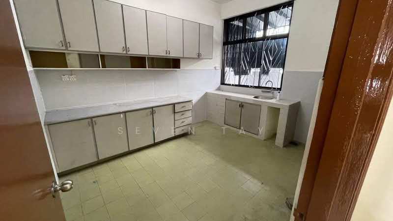 Rumah Teres 2 Tingkat untuk Disewa di Taman Johor Jaya (Johor Bahru) - Seven Tay - PropertyGuru.com.my