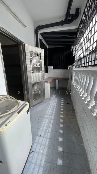 Rumah Teres 2 Tingkat untuk Disewa di Taman Johor Jaya (Johor Bahru) - Seven Tay - PropertyGuru.com.my