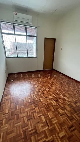 Rumah Teres 2 Tingkat untuk Disewa di Taman Johor Jaya (Johor Bahru) - Seven Tay - PropertyGuru.com.my