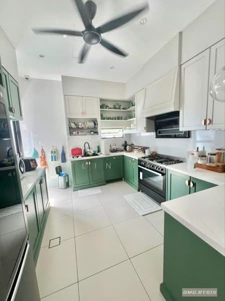 Rumah Teres 2 Tingkat untuk Dijual di Setia Alam (Selangor) - Rylin Tan - Kitchen - PropertyGuru.com.my
