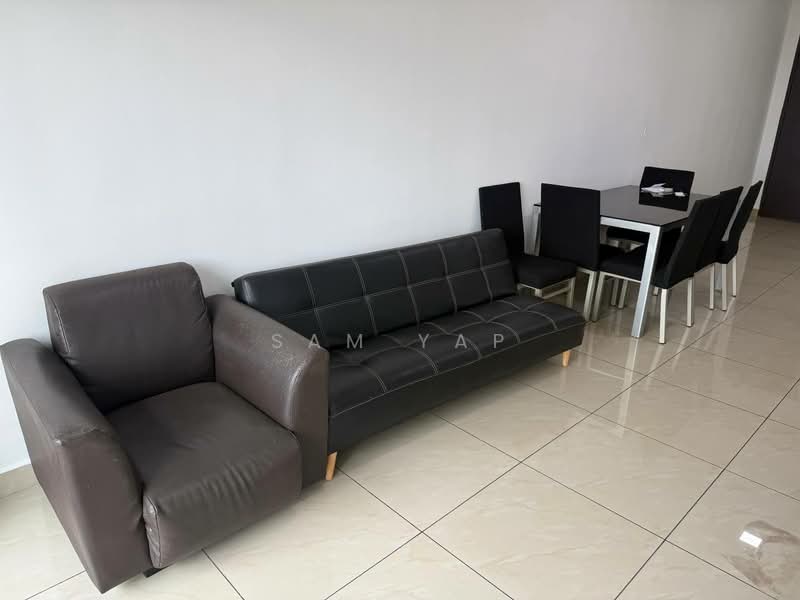 Servis Apartment untuk Disewa di D'Secret Garden (Pangsapuri Kempas Indah) - Sam Yap - Living Room - PropertyGuru.com.my