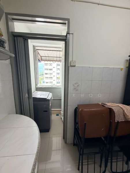 Pangsapuri untuk Disewa di Desa Permata Pearl Block 9 - Agnes Khoo - Balcony - PropertyGuru.com.my
