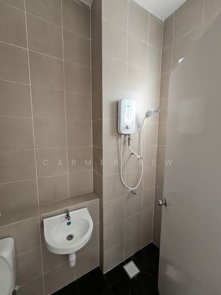 Apartment for Rent at Seri Topaz - Carmen Kew - Bathroom - PropertyGuru.com.my