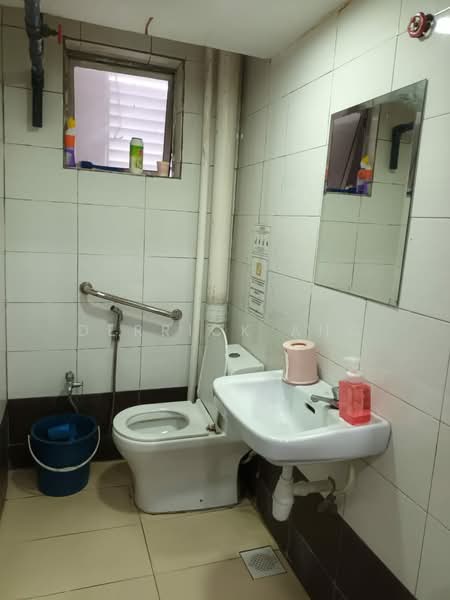 Shop for Rent in U5,Taman Subang Perdana (Shah Alam) - Derrick Ang - Bathroom - PropertyGuru.com.my