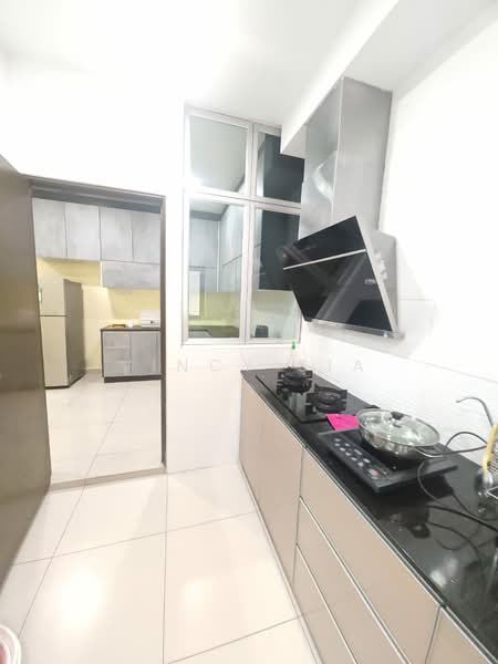 Rumah Berkembar untuk Dijual di Taman Kempas Utama (Tebrau) - Vincy Sia - Kitchen - PropertyGuru.com.my