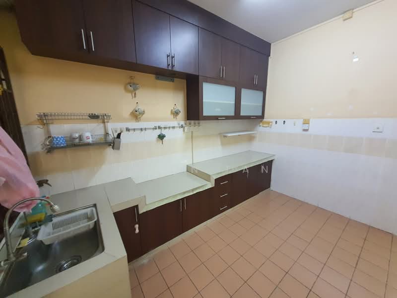 2-storey Terraced House for Sale in Taman Putra Prima (Puchong) - Jason Tan - Kitchen - PropertyGuru.com.my